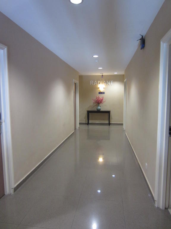 Radiant Hotel Sitiawan Esterno foto
