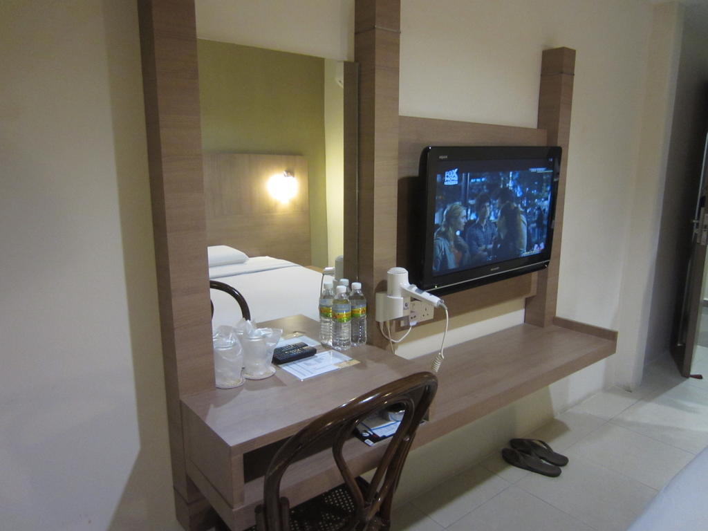 Radiant Hotel Sitiawan Camera foto